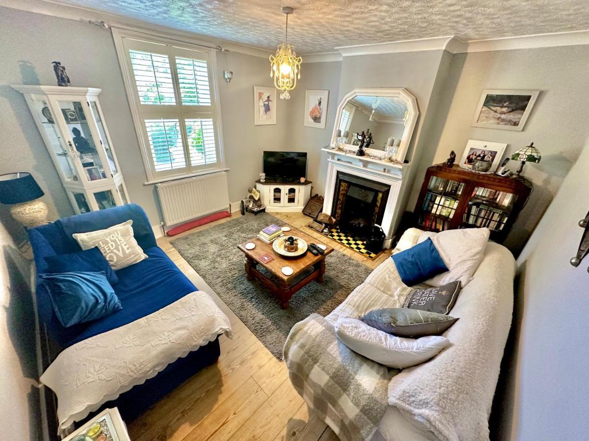 Garden Cottage - 3 Bedroom Close To Town And Beach Bournemouth Exterior foto