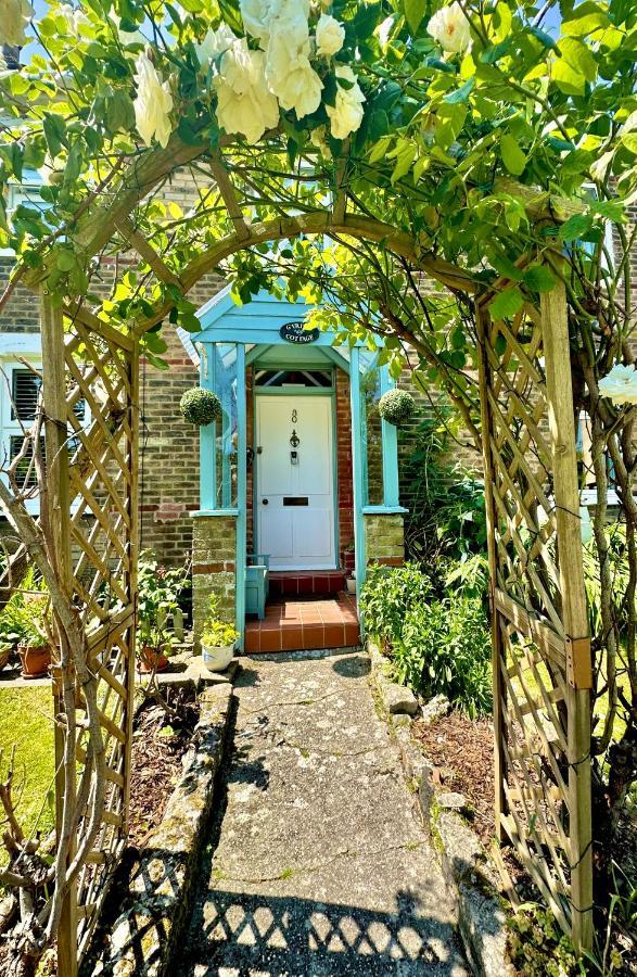 Garden Cottage - 3 Bedroom Close To Town And Beach Bournemouth Exterior foto
